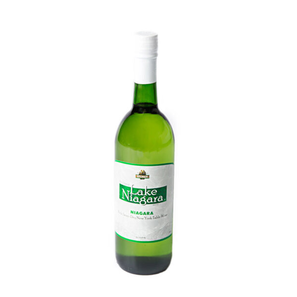 Widmer Lake Niagara White 750ml - Wider Lake Niagara White is a wonderful expression of the native Niagara grape and the wonderful wine it makes.